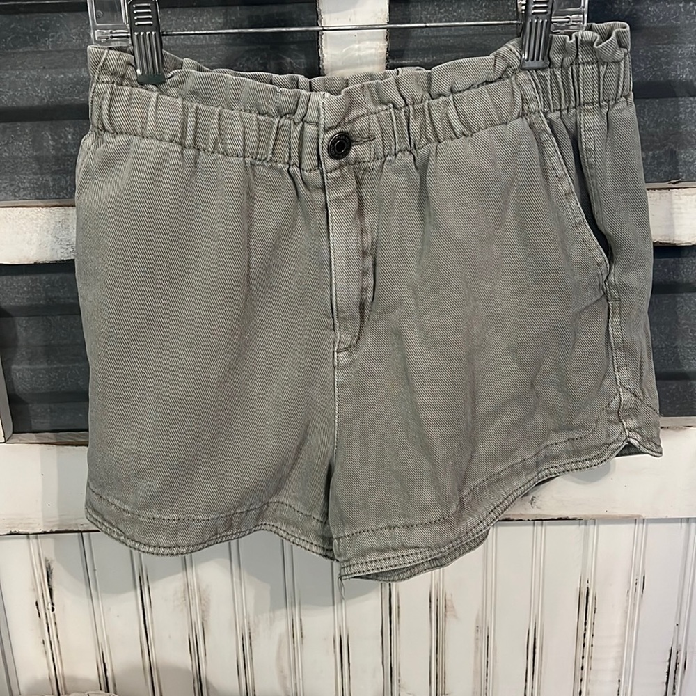 Green dress shorts
